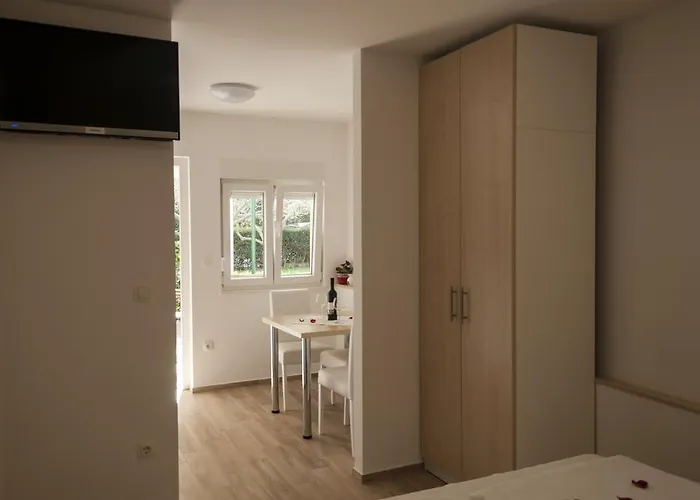 בית הארחה Bulevar זאדאר